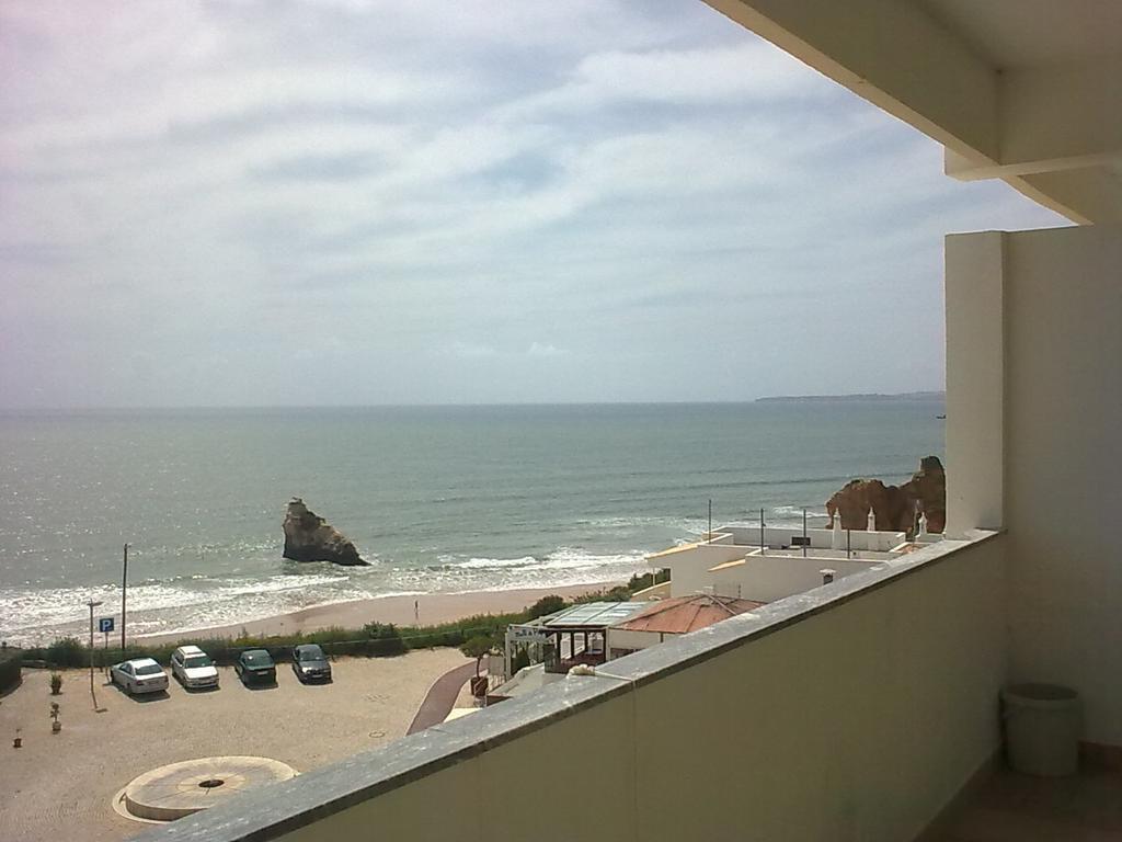 Rocha Mar Front Line Bay Apartment Portimao